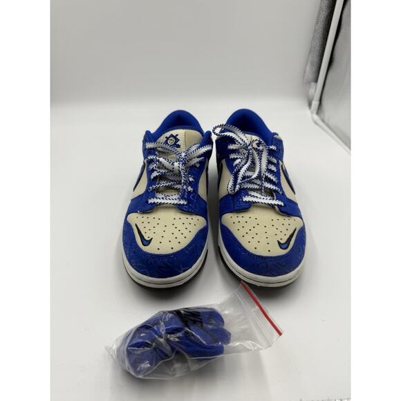Size 6.5 (GS) - Nike Dunk Low Jackie Robinson - Picture 1 of 7
